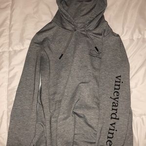 Vineyard Vines gray hoodie